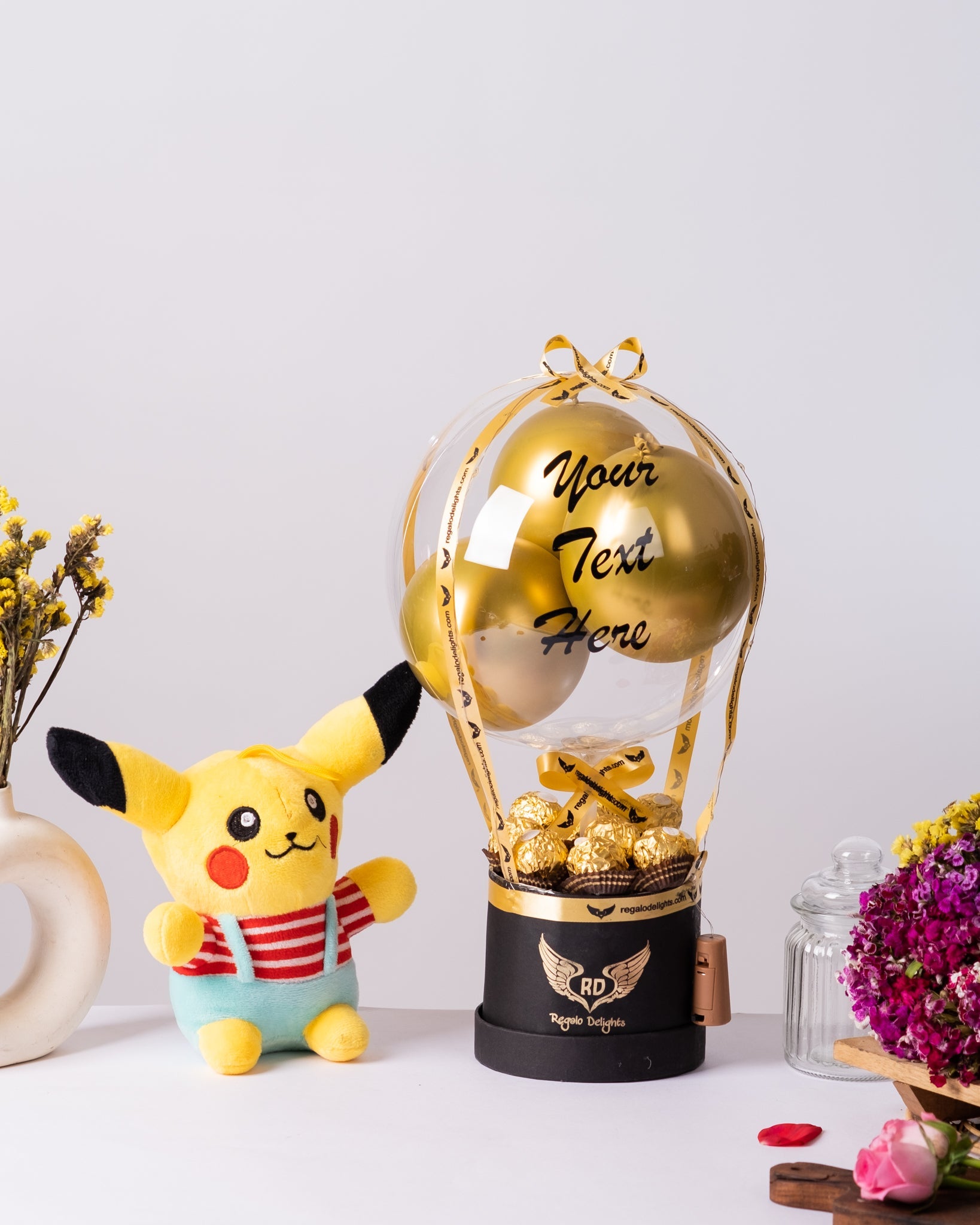 Ferrero Rochers Bouquet & Pikachu Regalo Delights
