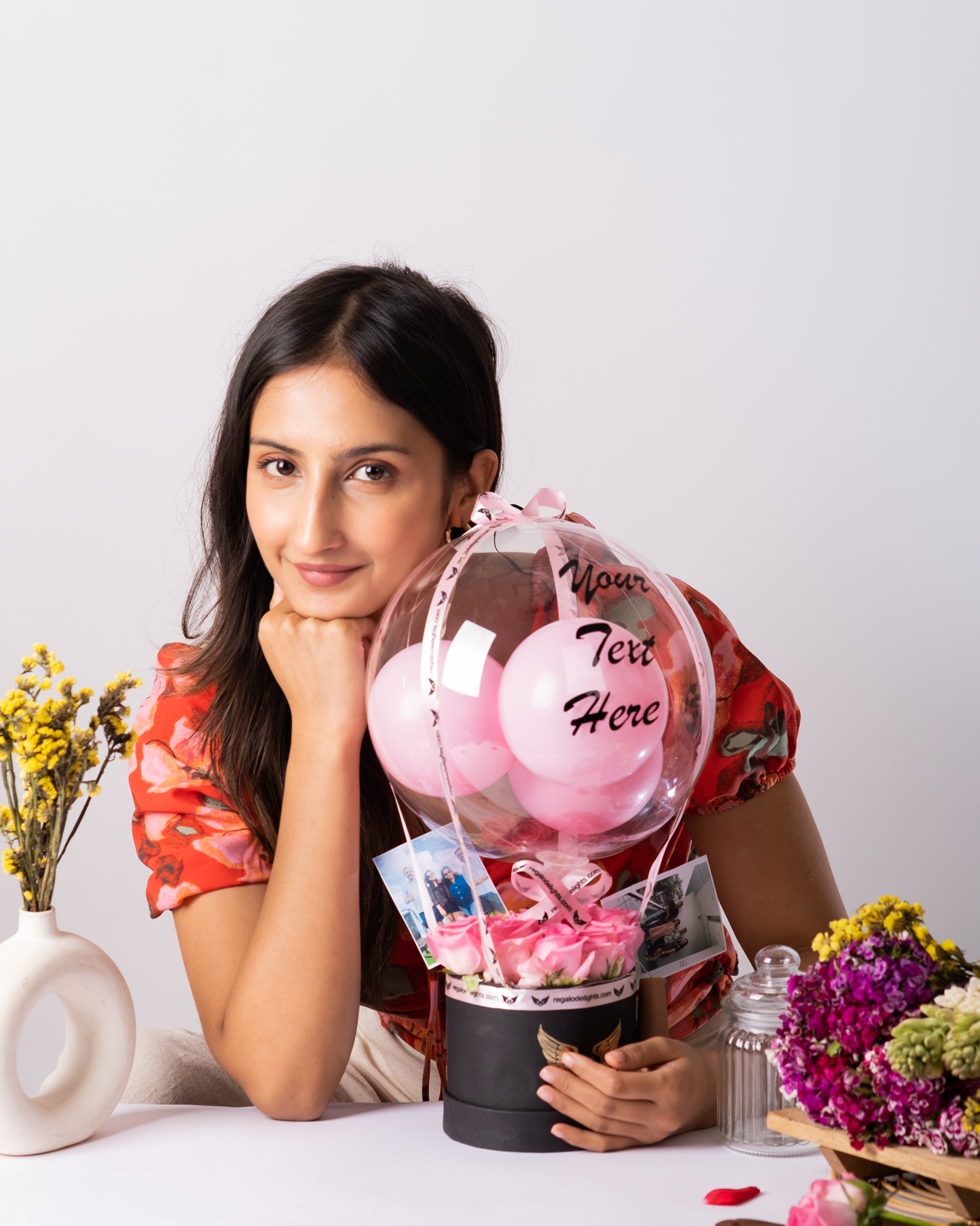 Pink Roses & Photos Hot Air Bouquet Regalo Delights