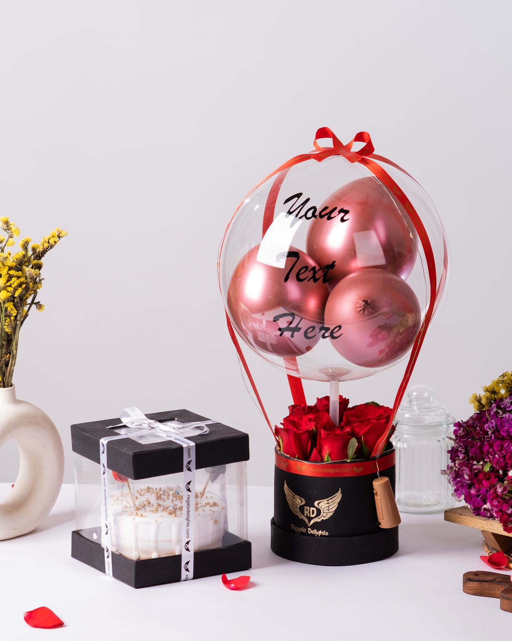 Red Rose Bouquet & Cake Regalo Delights